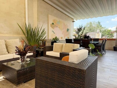 Casa Há · A Soulful 7-Br Home w/ Rooftop, Condesa