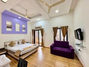 Quarto casal luxo, vista para a cidade