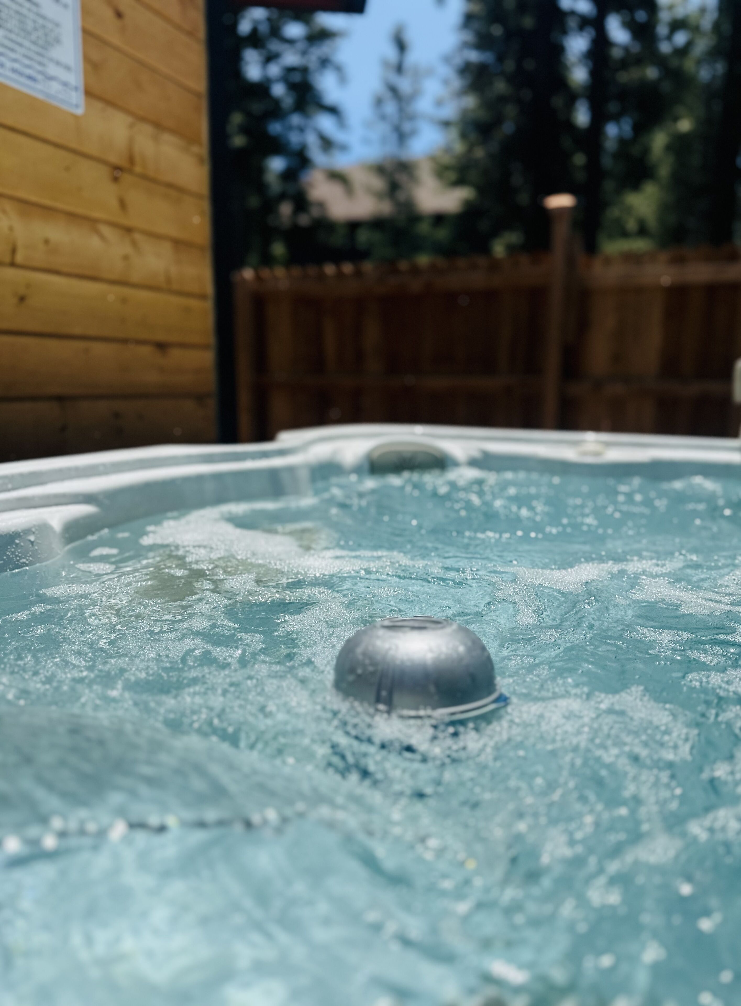 House, 2 Bedrooms | Outdoor spa tub