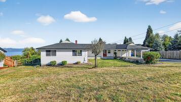 House, 5 Bedrooms | Bahagian luar