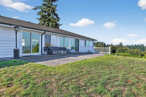 House, 5 Bedrooms | Exterior - Relaxing Coastal Escape With Ocean Views 5 Bedroom Home (Federal Way)