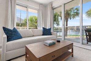 Appart'hôtel, 3 chambres | Coin séjour