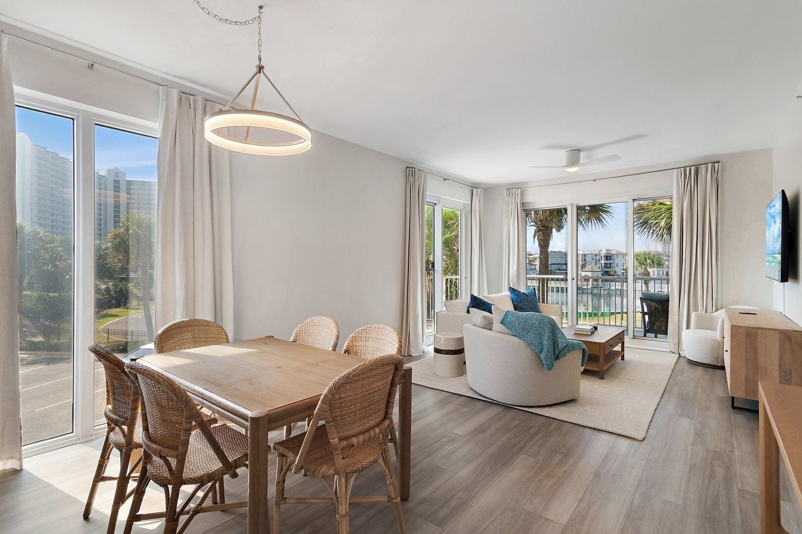 Condo, 3 Bedrooms | Living area | Smart TV, streaming services