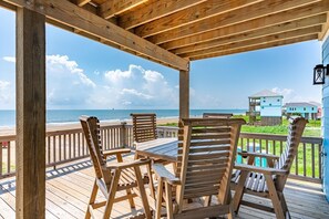 House, 4 Bedrooms | Outdoor dining - Oceanfront Manor 4 Bedroom Home (Port Bolivar)