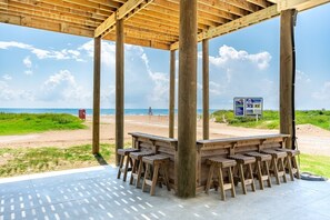 House, 4 Bedrooms | Beach - Oceanfront Manor 4 Bedroom Home (Port Bolivar)