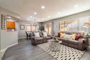 House, 4 Bedrooms | Living area | Smart TV, streaming services - Casa Aria 4br Home & Heated Pool 4 Bedroom Home (Casa Grande)