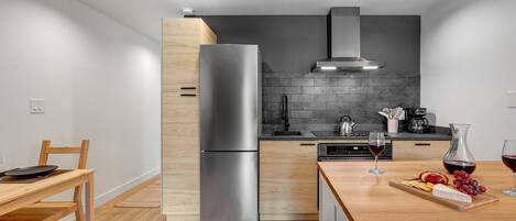 Apartment, 1 Schlafzimmer | Eigene Küche | Kühlschrank, Wasserkocher mit Kaffee-/Teezubehör, Toaster