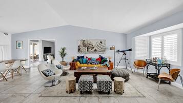 House, 3 Bedrooms | Living area