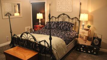 2 makuuhuonetta, silitysrauta/-lauta, Wi-Fi, vuodevaatteet