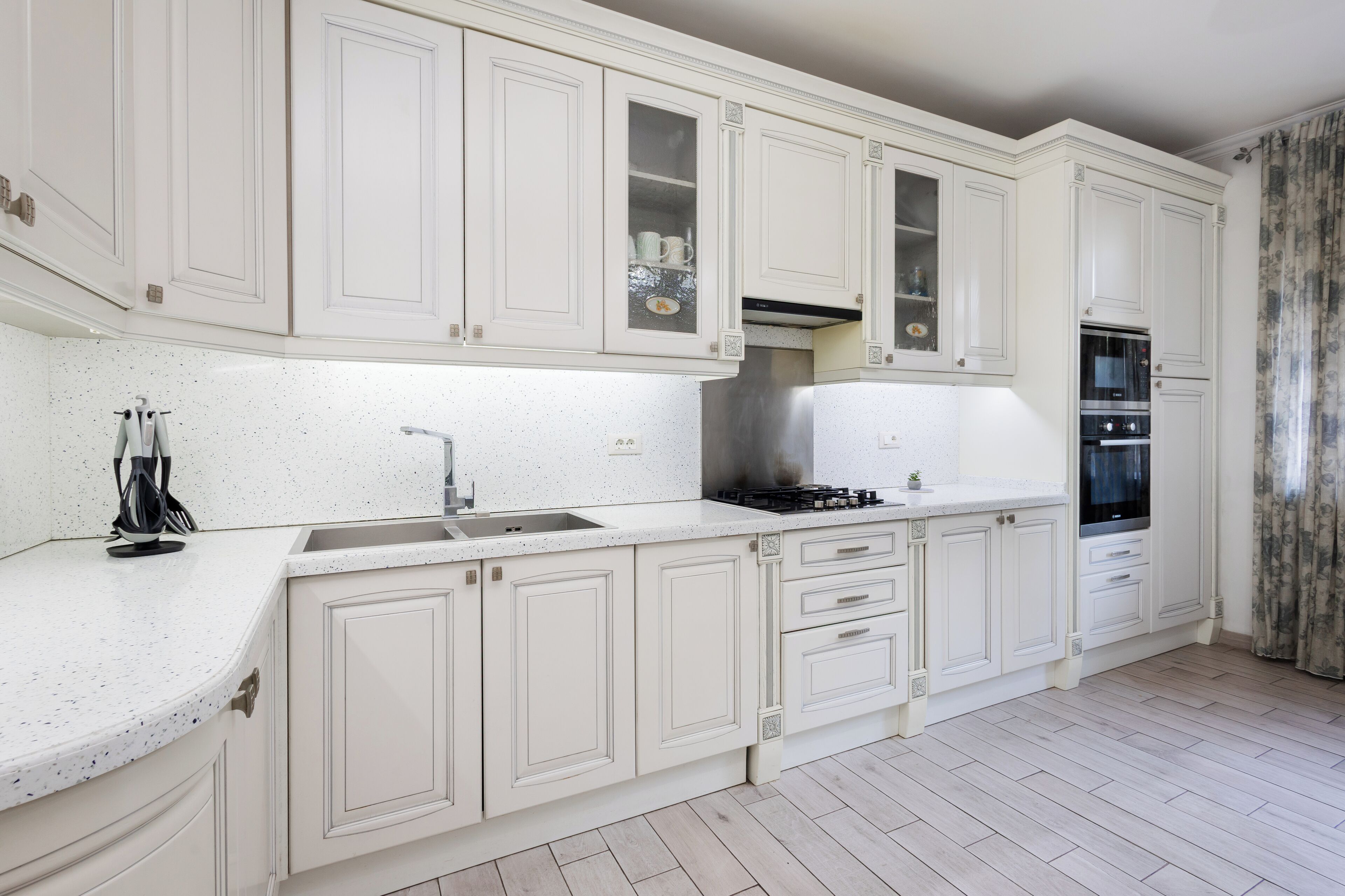 Leilighet – deluxe, balkong, parkutsikt | Eget kjøkken