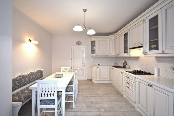 Appartement Deluxe, balcon, vue sur le parc | Cuisine privée