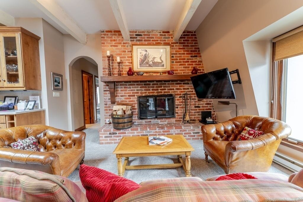 คอนโด, 2 ห้องนอน | บริเวณนั่งเล่น