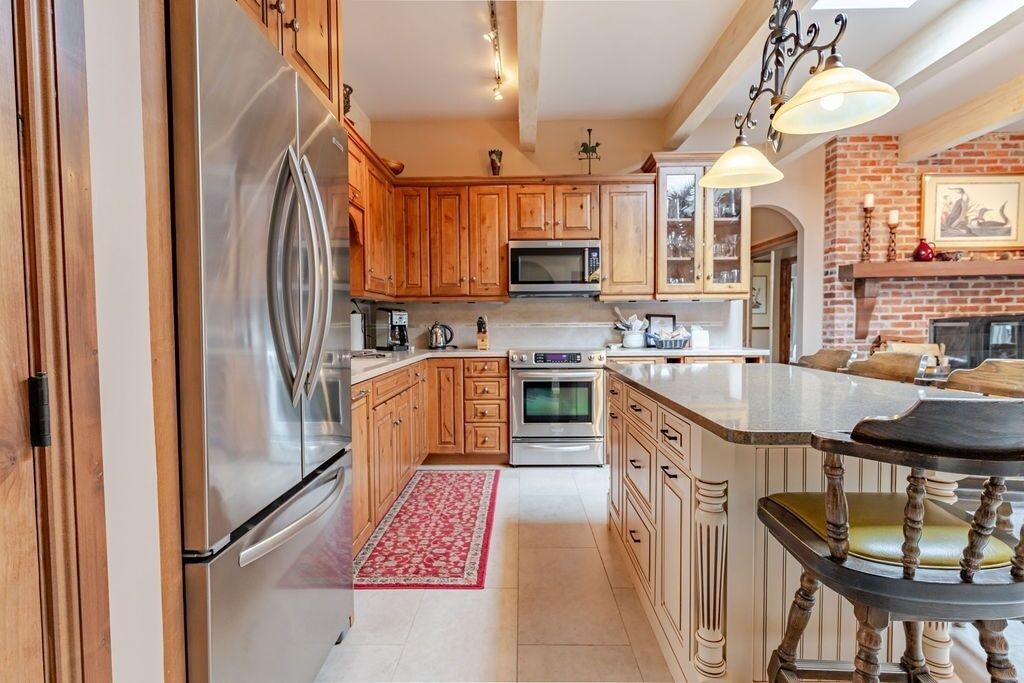 Condo, 2 habitaciones | Cocina privada | Refrigerador, horno y cafetera y tetera 