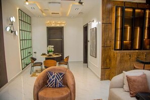 Alloggio Comfort su due livelli, 2 camere da letto, non fumatori, balcone | Area soggiorno