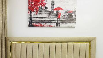 Deluxe appartement, uitzicht op de stad | Individueel gedecoreerd, individueel gemeubileerd, gratis wifi