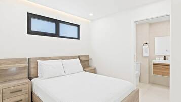 2 Schlafzimmer, Zimmersafe, Bügeleisen/Bügelbrett, WLAN