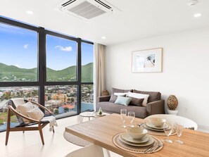 TV - C331 - Beautiful Condo with Lagoon Views (Sint Maarten)