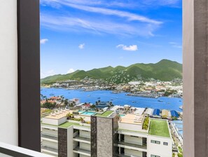 Property grounds - C344 - Lagoon view with balcony (Simpson Bay)