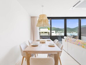 تناول الطعام