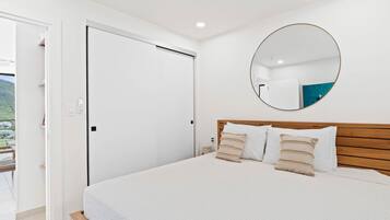 1 bedroom, in-room safe, iron/ironing board, WiFi
