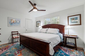 3 chambres, fer et planche à repasser, Wi-Fi gratuit, draps fournis