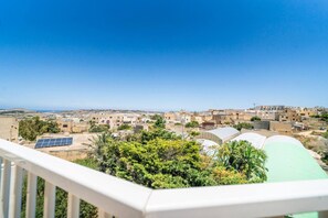 Apartment | 3 bedrooms - Hal Wardija in Qala Gozo With Terrace Pool BBQ (Qala)