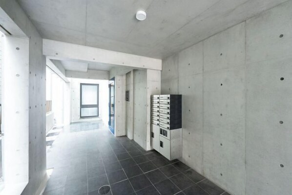 Interior - Ferio Kamata II (Tokyo)