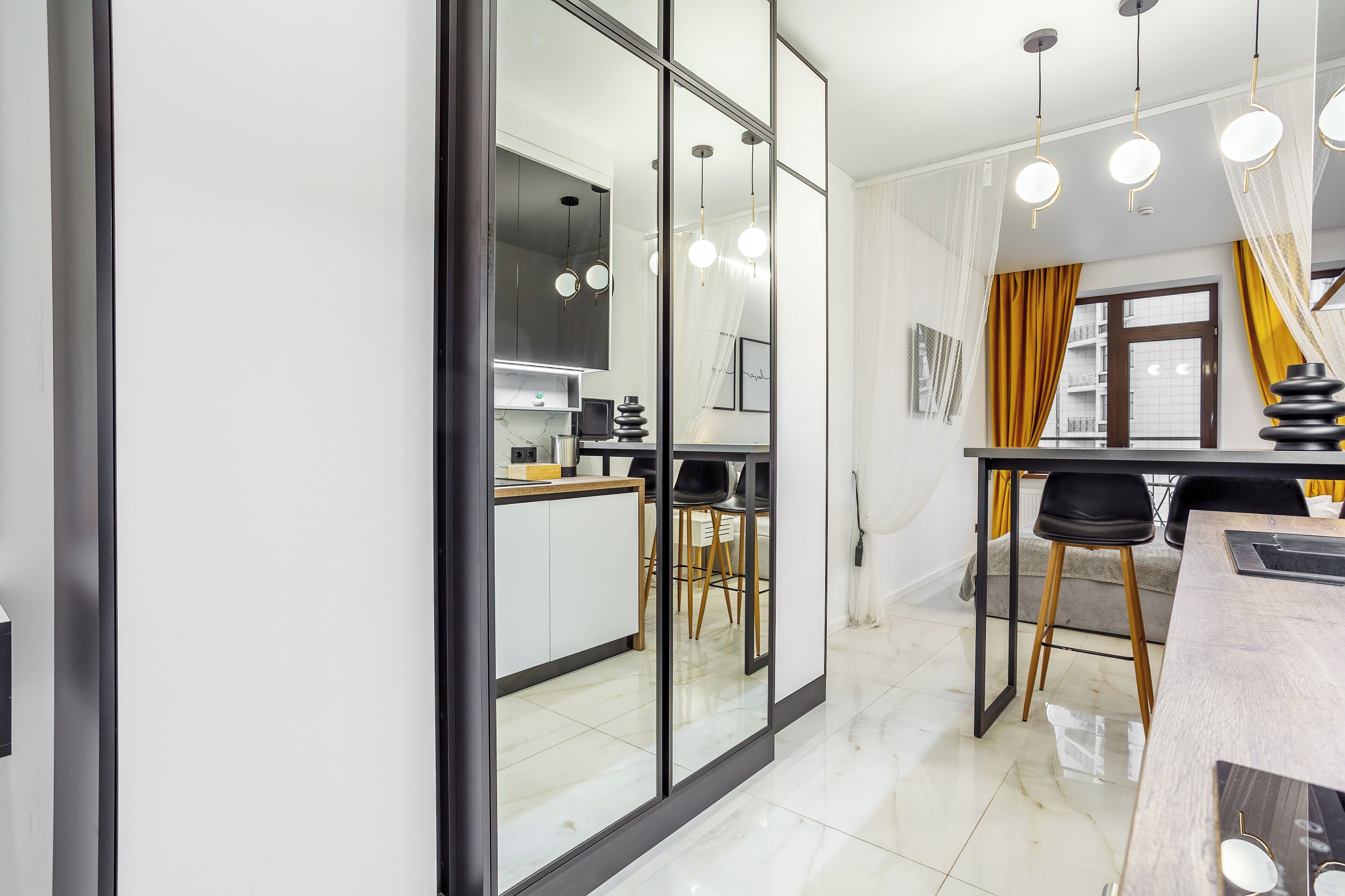 Luxury Studio Suite, Partial Sea View | Living area | 43-inch Smart TV with digital channels, Netflix, streaming services