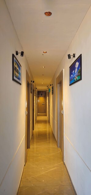 واجهة المنشأة