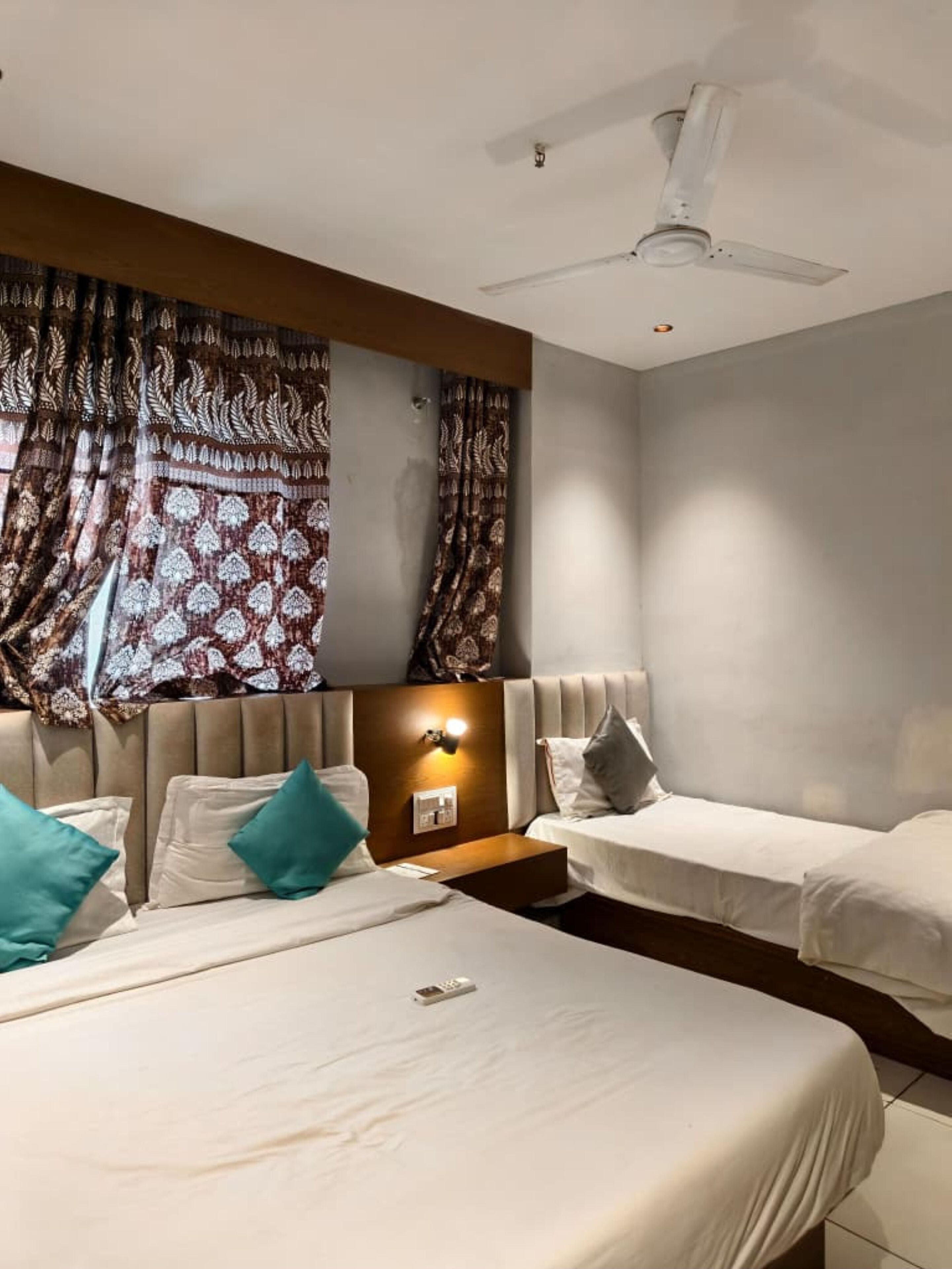 클래식 트리플룸