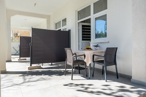 Apartments&Rooms La Putalina / Studio Apartment 3 with Garden View