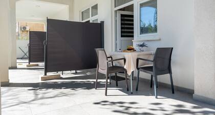 Apartments&Rooms La Putalina / Studio Apartment 3 with Garden View