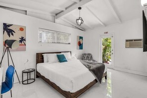 4 bedrooms, iron/ironing board, travel cot, free WiFi