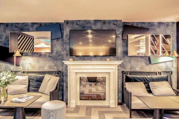 المنشأة من الداخل