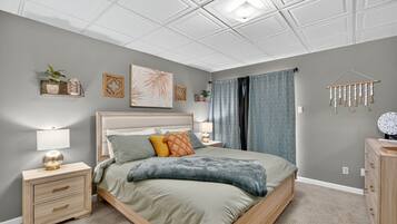 3 bedrooms, WiFi, bed sheets