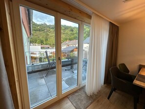 Interior - Apartment Bergblick | Top vacation apartment with view of mountains and Ahr 1-4 persons (Altenahr)