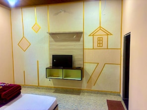 Habitación doble Deluxe, vista a la ciudad | Wifi gratis