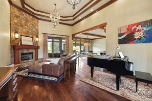 Smart TV, fireplace, offices