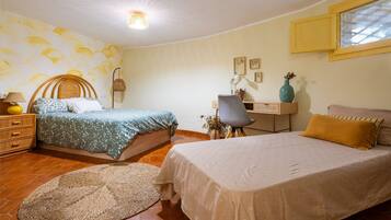 1 habitación, escritorio, wifi y ropa de cama