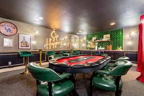 Bar (in der Unterkunft)