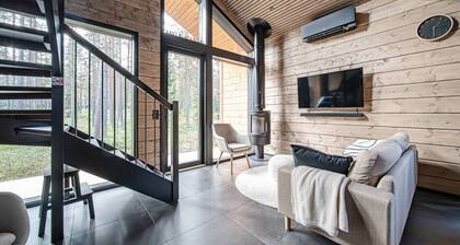 Levi Blackberry B by Aavalevi Holidays