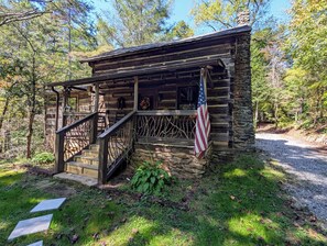 Exterior - Duncan-Logan Frontier Cabin NOW 2-Bedrooms (Rutherfordton)