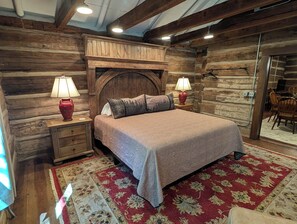 2 bedrooms, iron/ironing board, WiFi, bed sheets - Duncan-Logan Frontier Cabin NOW 2-Bedrooms (Rutherfordton)