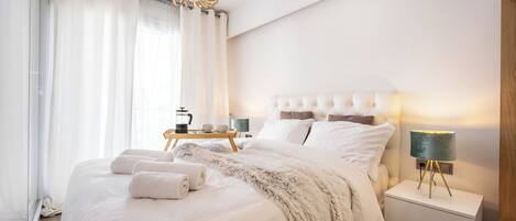 3 sovrum, skrivbord, strykjärn/strykbräda och gratis wi-fi