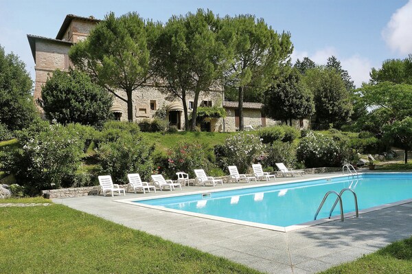 Countryside Retreat With Pool, Mantignana - Umbría