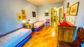 2 chambres, accès au Wi-Fi (inclus), literie fournie