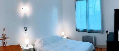 3 Schlafzimmer, Bügeleisen/Bügelbrett, WLAN, Bettwäsche