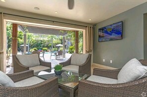 Interior - Check In Early, Relax | 2 Beautiful Apts Galleria (Houston)