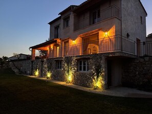 Exterior - Mas provençal (Cabris)