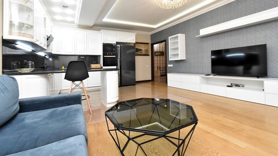 Apartment by Luxe Group DI777